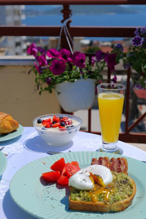 Eden Hotel Саранде Екстериор снимка