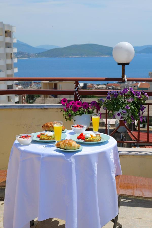 Eden Hotel Саранде Екстериор снимка