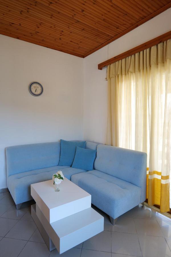 Eden Hotel Саранде Екстериор снимка