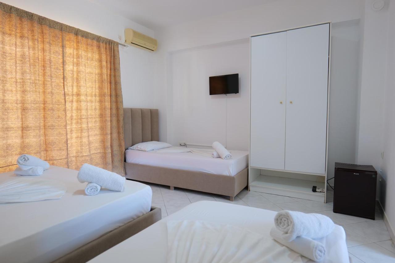 Eden Hotel Саранде Екстериор снимка